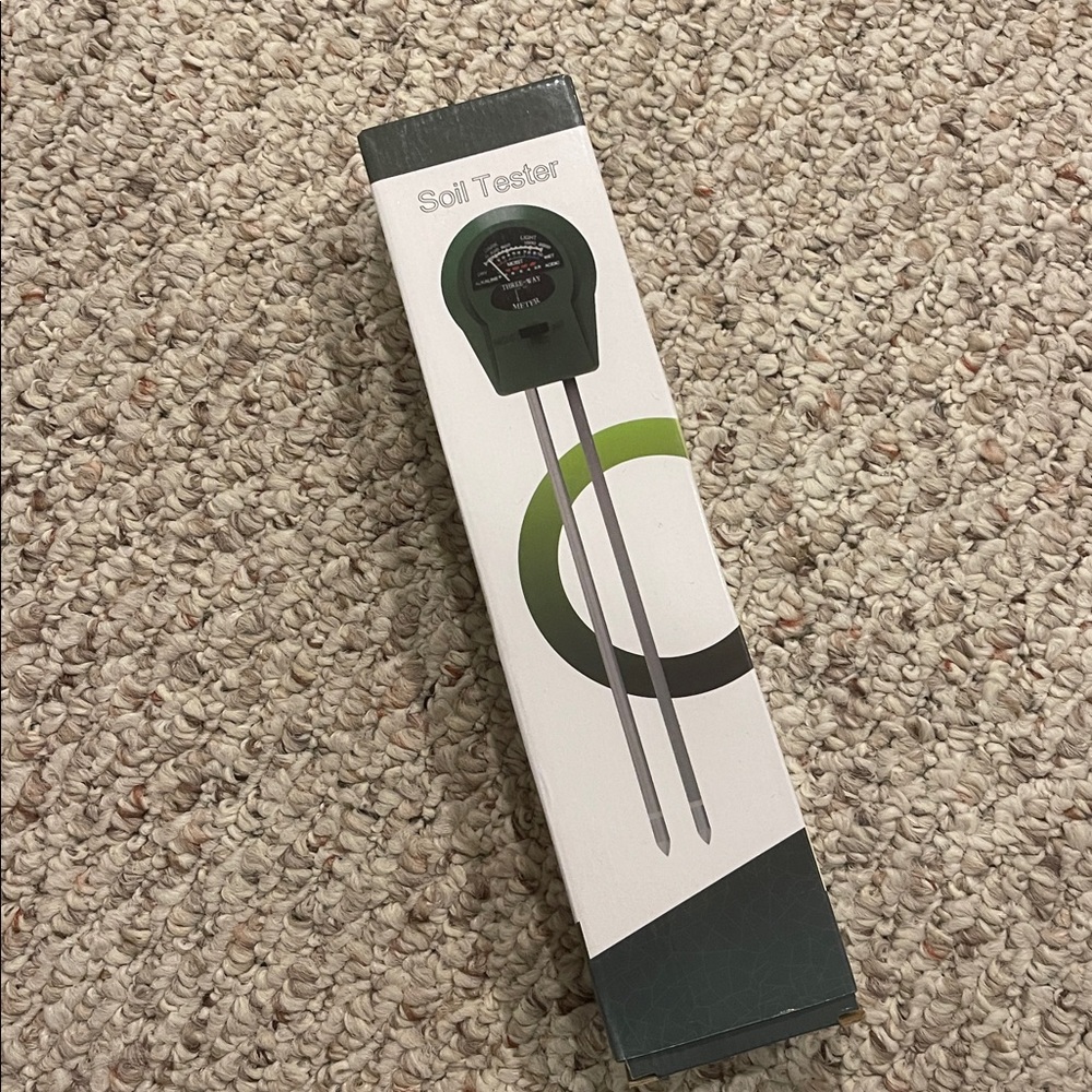 New in box digital pH Meter